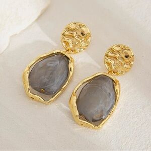 Elegant Gold and Gray Dangle Earrings